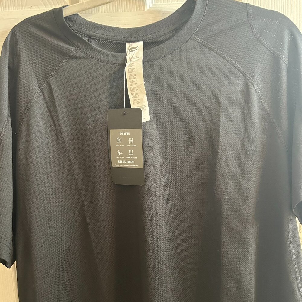 SOLD DO NOT PURCHASE New FABLETICS The O2 Tee